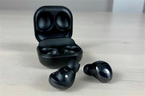Samsung Galaxy Buds Pro: Unboxing and ears-on impressions | PCWorld