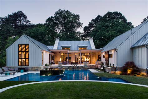 Modern Farmhouse - Farmhouse - Pool - Atlanta - by Jane Group Inc.