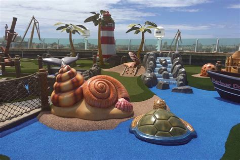 Mini Golf Course Theme Elements, Obstacles & Props - Adventure Golf & Sports