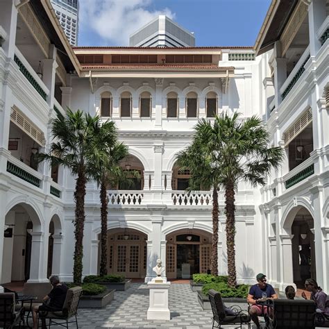 Hotel Review: Raffles Hotel Singapore (Palm Court Suite) - Glossy Revival of the Grand Old Dame ...