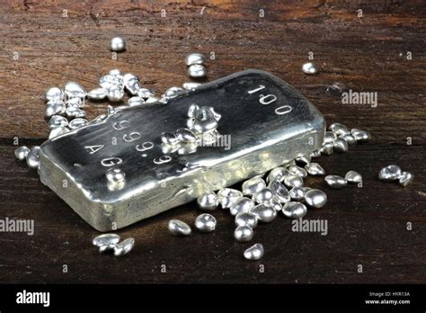 Silver ingot hi-res stock photography and images - Alamy