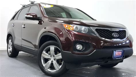 2013 KIA SORENTO - BURGUNDY | Auto Warehouse