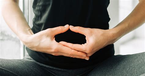 Dhyana Mudra: ideal para calmar la mente luego de un día agitado | Bioguia