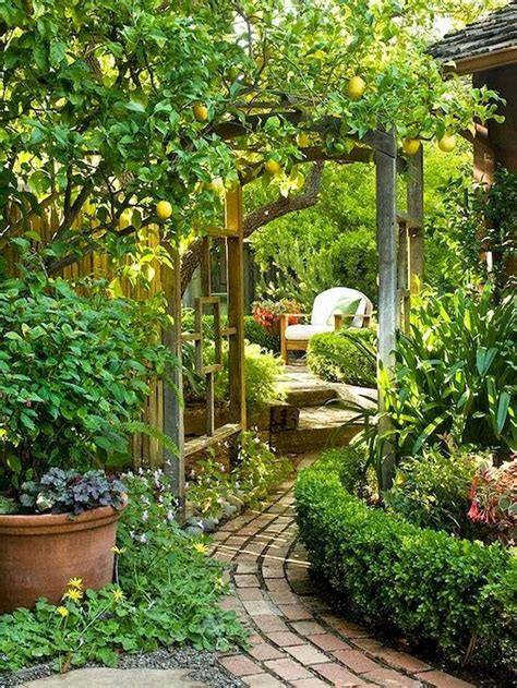 Top 10 Whimsical Backyard Garden Ideas You Have To See – ROOMY | Backyard, Garden spaces ...