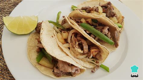 Tacos de bistec con papas - Receta MEXICANA