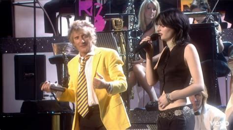 Top 10 Rod Stewart Songs To Introduce Someone To