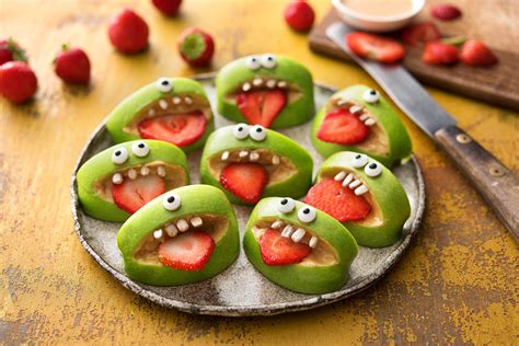 3 Halloween Snacks For Kids | HelloFresh Food Blog