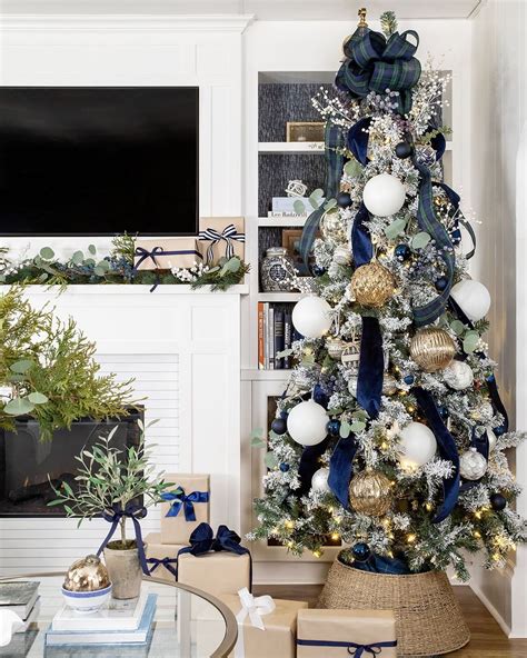 19 Best Blue Christmas Decor Ideas