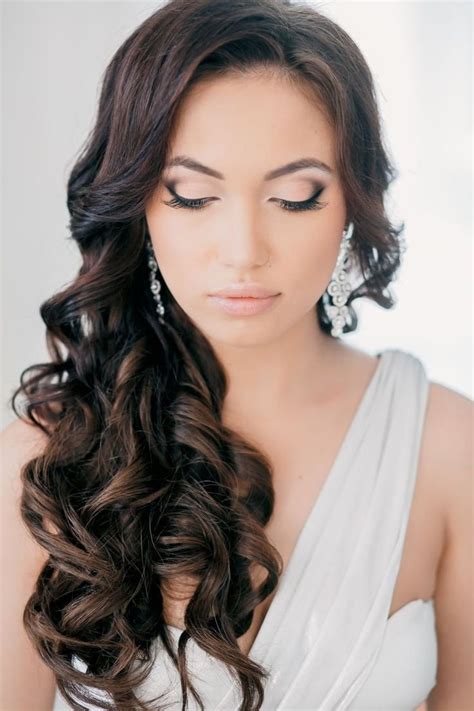 39 Attractive Beach Wedding Hairstyles Ideas - Wohh Wedding