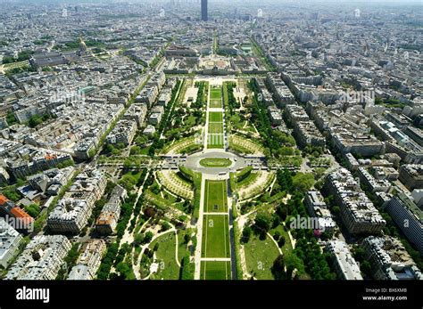 Parc du Champs de Mars seen from the Eiffel Tower, Paris Stock Photo ...