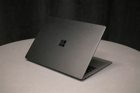 Microsoft Surface Laptop 2 review: The best laptop of 2018 | Mashable