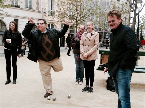 How to play pétanque: The rules of boules - Urban Adventures