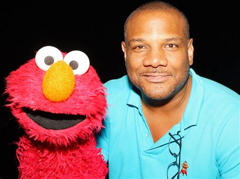 Kevin Clash, puppeteer who voiced Elmo, reportedly cleared of three sexual abuse charges - CBS News