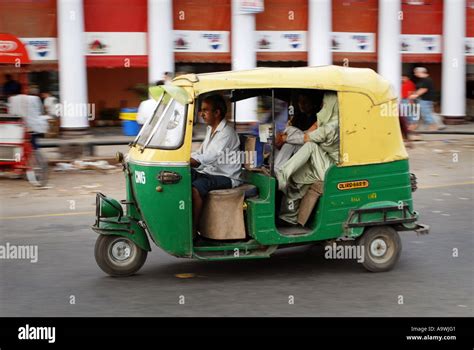 Rickshaw in New Delhi India Stock Photo - Alamy