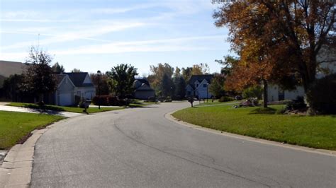 A neighborhood street view – Fox Ridge Homes