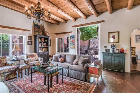 100-year-old adobe home asks $698K in Santa Fe | Adobe home, Stucco homes, Adobe house