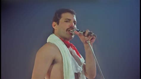 Queen - We Will Rock You • Live in Montreal 1981 Excellent Quality - YouTube