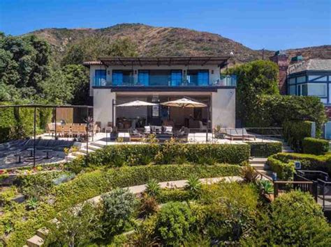 Aaron Rodgers House: Here is a sneak peek of the $28 million luxury ...