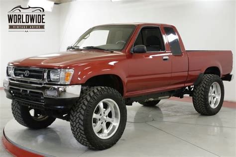 1993 Toyota Pickup | Worldwide Vintage Autos