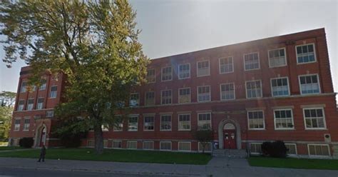 Developers bring back project to turn former Buffalo school into apartments