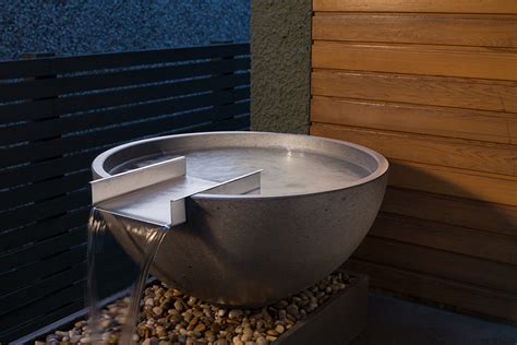 Scupper water feature by Solus Decor