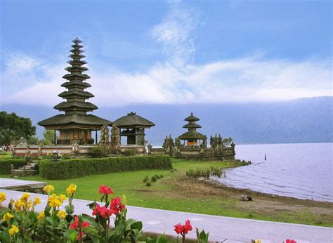 Must Visit Bali For Your Honeymoon