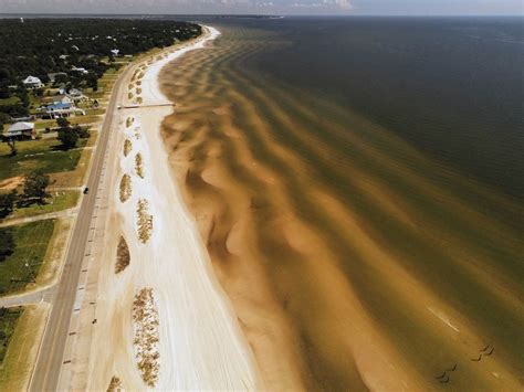 DVIDS - Images - Sandbar features near Bay St. Louis, Mississippi [Image 1 of 2]