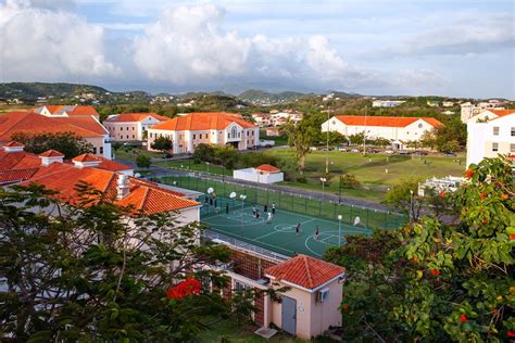 St. George's University in Grenada Veterinary School, Medical School ...