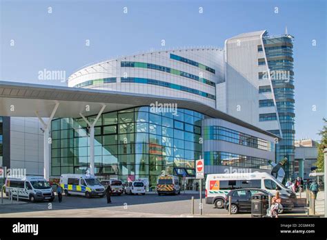 Queen Elizabeth Hospital, Birmingham, England, UK Stock Photo - Alamy