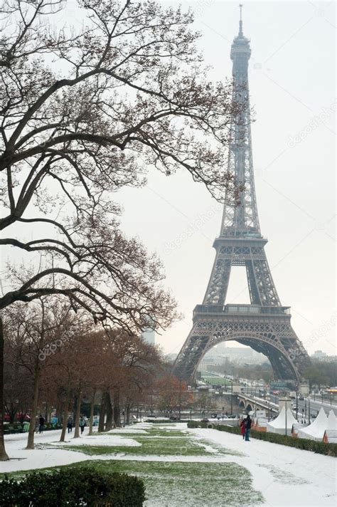 Eiffel tower under snow - Paris Stock Photo by ©perig76 4405562