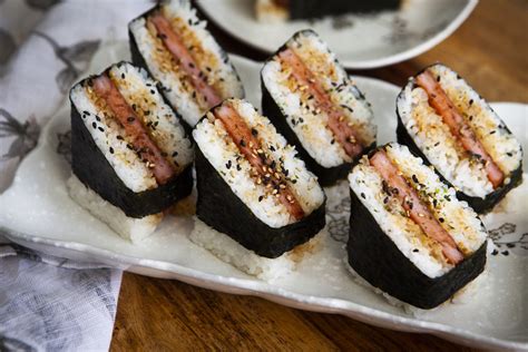 Spam musubi - ( spam sushi ) : cookingforbeginners