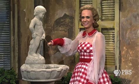 kristen wiig dooneese - Halloween. It's happening | Kristen wiig, Cute ...