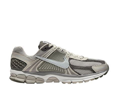 สนีกเกอร์ Nike Zoom Vomero 5 Iron Ore Flat Pewter | SASOM