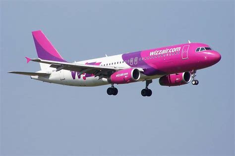 Wizz Air Fleet Airbus A320-200 Details and Pictures