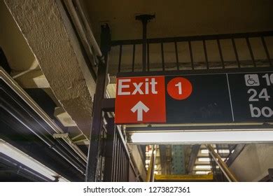 Exit Sign New York City Subway Stock Photo 1273827361 | Shutterstock