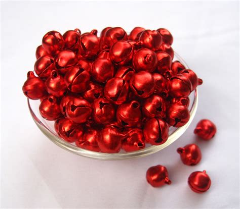 50pcs Shiny Red Jingle Bells 10mm Aluminum End Charm Christmas ...