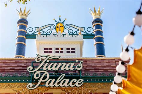 Tiana’s Palace Restaurant Taking Shape at Disneyland | Chip and Company