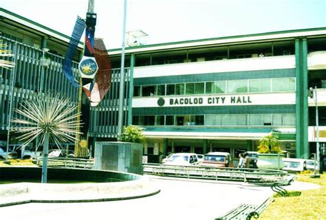 File:Bacolod city hall.jpg - Philippines