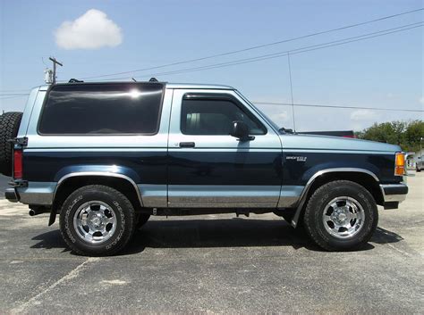 Ford Bronco II Car Images