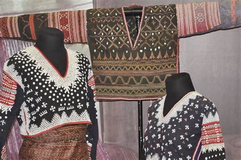 Blaan blouses by Yabing Dulo | Antique clothing, Fashion, Clothes