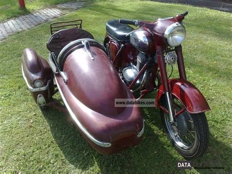 1900 Jawa 250 + sidecar Velorex 560, team