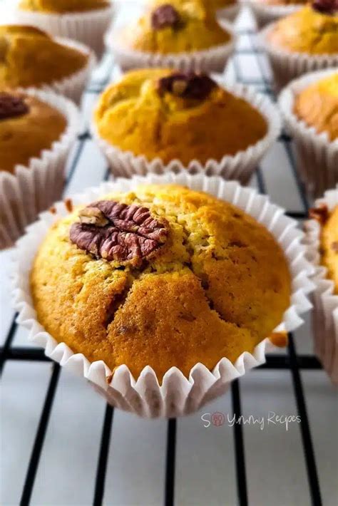 Maple Pecan Muffins - So Yummy Recipes