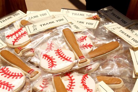 Designer Bakery: Vintage Baseball Party: Favors