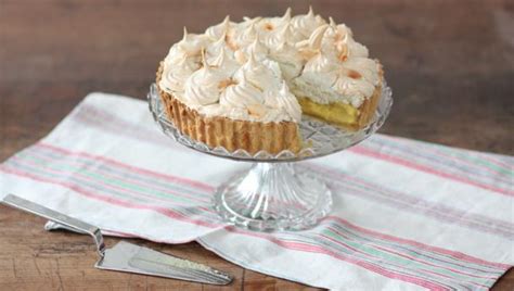 Lime and coconut meringue pie recipe - BBC Food