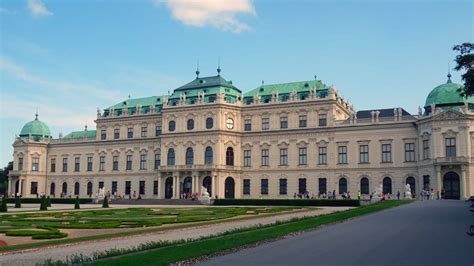 Belvedere Palace Austria | Definitive guide - Odyssey Traveller