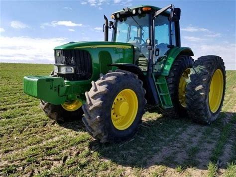 John Deere 7520 Tractor Maintenance Guide & Parts List