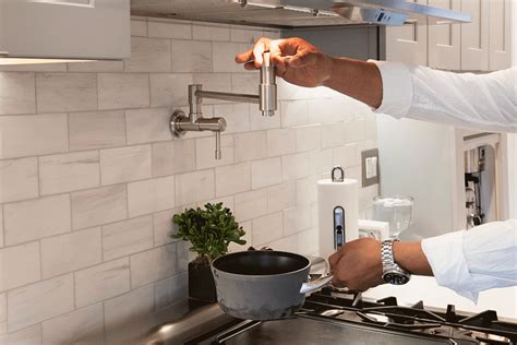 5 White Subway Tile Kitchens Display A Classic Trend | Sweeten.com