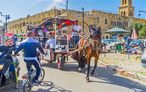 Guide to Israeli Culture and Customs - Tourist Journey