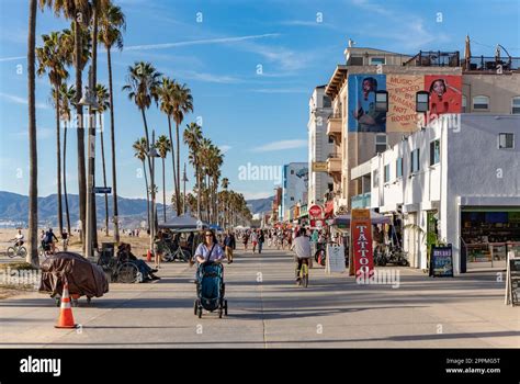 Venice Beach Boardwalk Stock Photo - Alamy