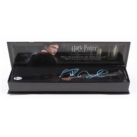 Daniel Radcliffe Signed "Harry Potter" Wand Box (Beckett Hologram ...